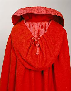 Cloak with hood-calf length-close-up of cloak and collar