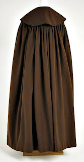 Cloak-rectangular with wide collar-back view